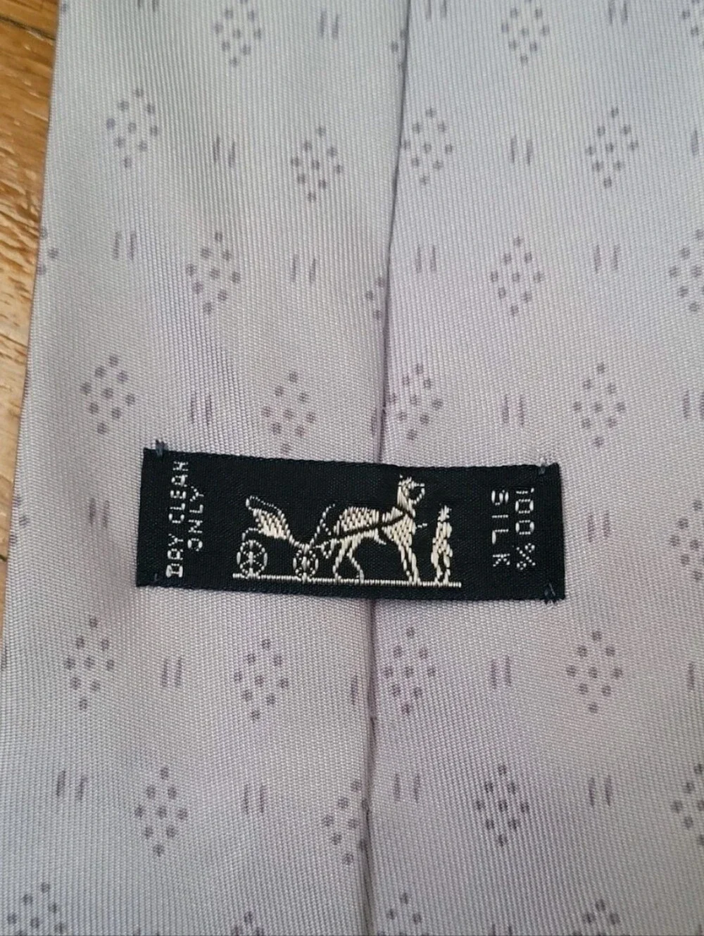 HERMES SILK MENS TIE LIGHT BLUE LAVENDER GEOMETRIC MADE IN FRANCE
